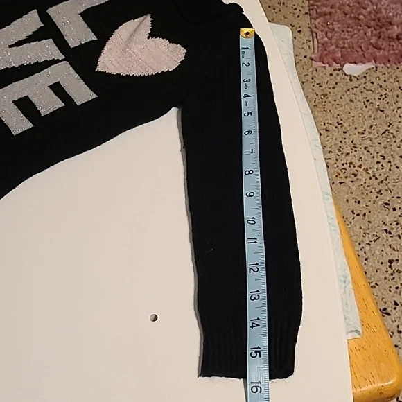 Crazy8 Cute Adorable Heart Love Girls Knitted Black Sweater in sz S 5/6 EUC - Picture 6 of 10